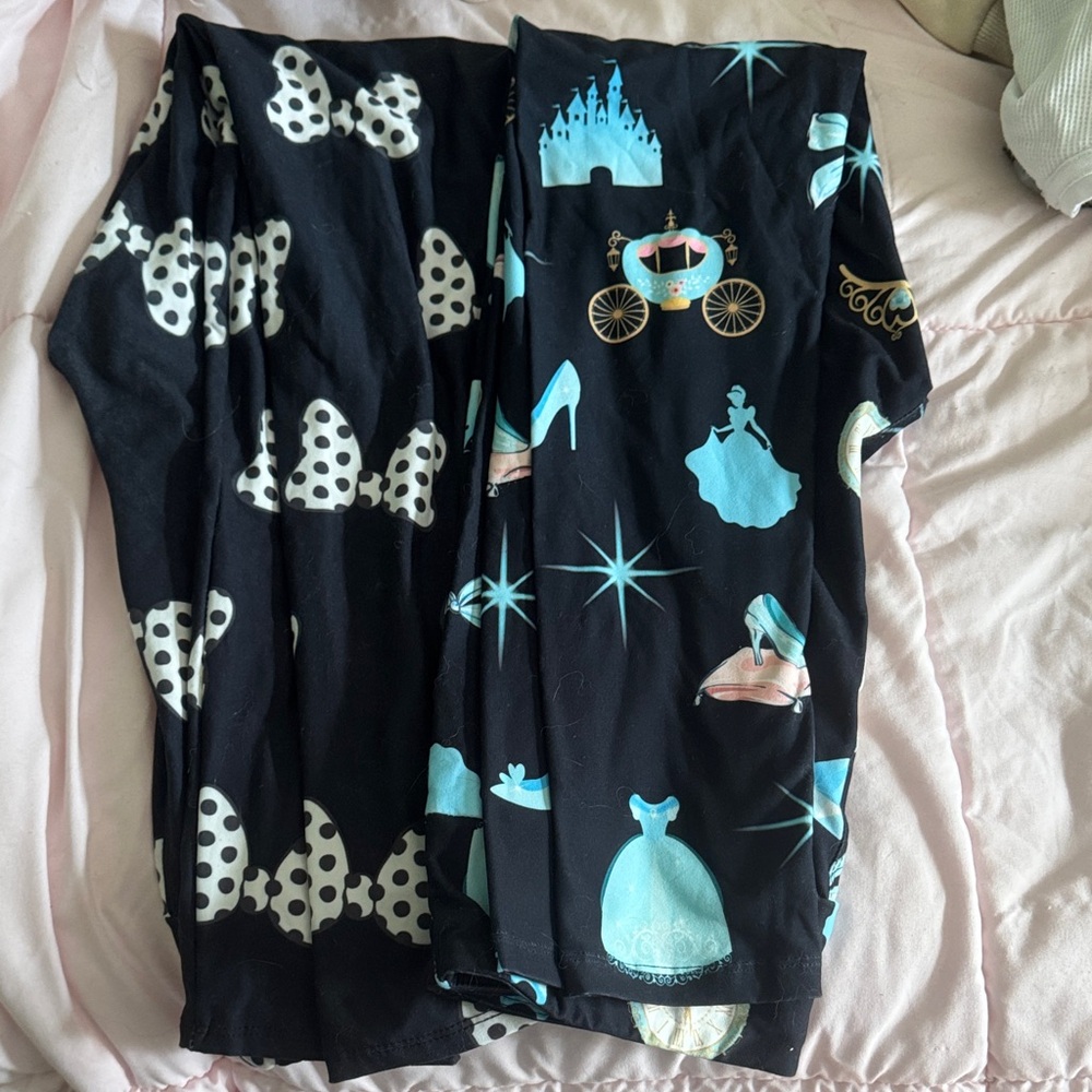 Women's Fairytale Print Leggings - Black and Blue